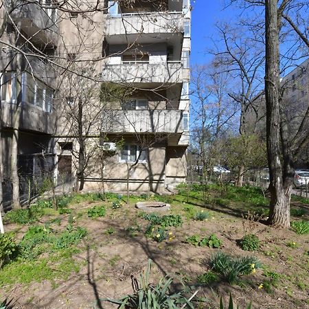 Luxury Studio / Ghencea Apartment Bucharest Luaran gambar